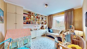 Bed 2- click for photo gallery